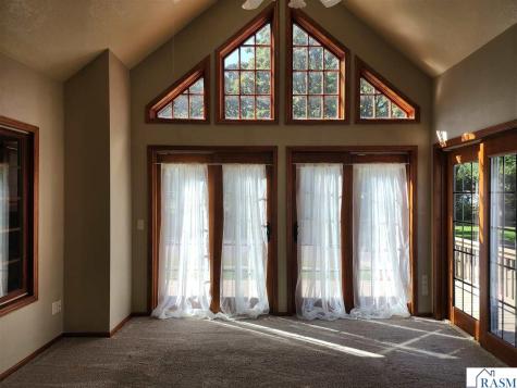 422 NE 2nd Street Waseca MN 56093