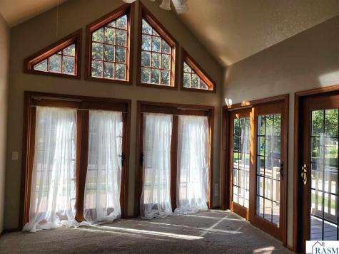 422 NE 2nd Street Waseca MN 56093