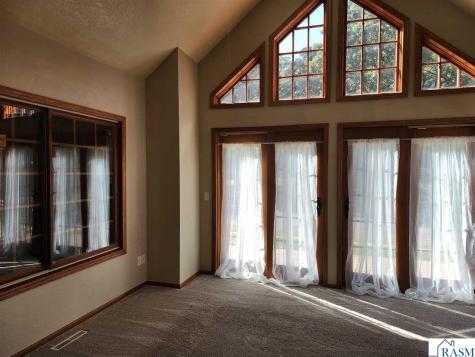 422 NE 2nd Street Waseca MN 56093