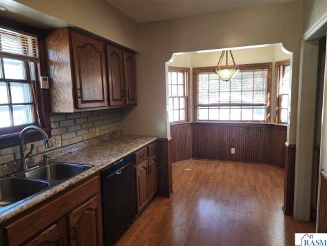 422 NE 2nd Street Waseca MN 56093