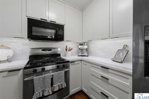 1314 N 5th Street St. Peter MN 56082