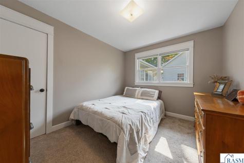 1314 N 5th Street St. Peter MN 56082