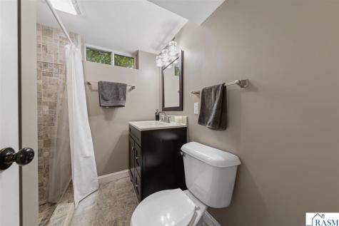1314 N 5th Street St. Peter MN 56082