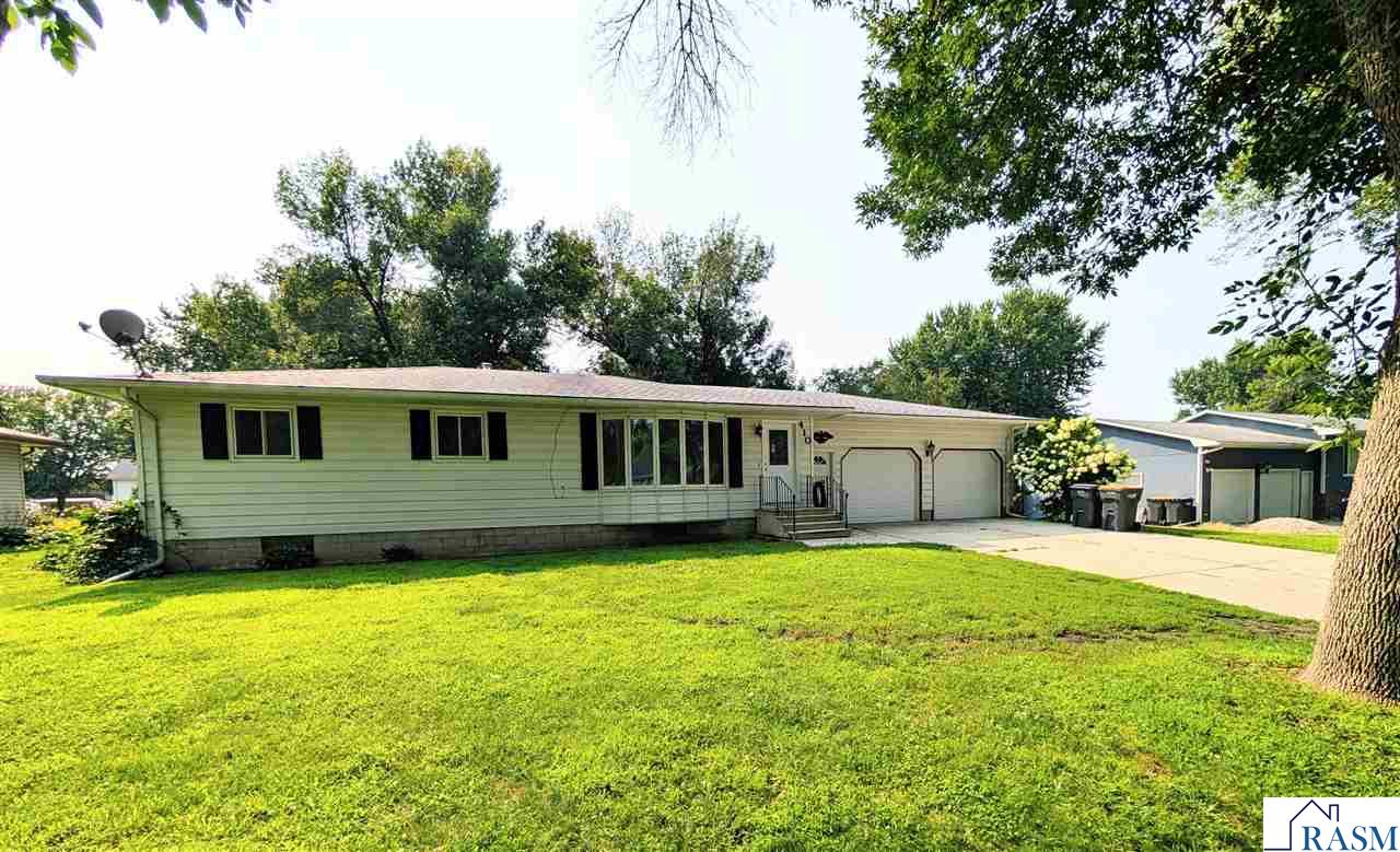 410 SE 1st Avenue Mapleton MN 56065