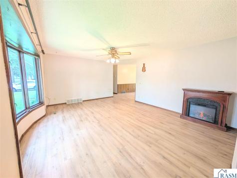 410 SE 1st Avenue Mapleton MN 56065