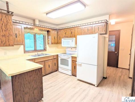 410 SE 1st Avenue Mapleton MN 56065