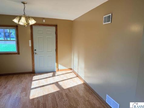 1223 S Jefferson Street New Ulm MN 56073