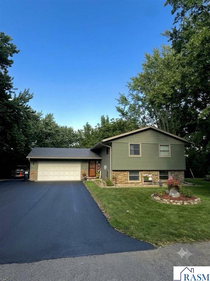508 Ridge Road Henderson MN 56044
