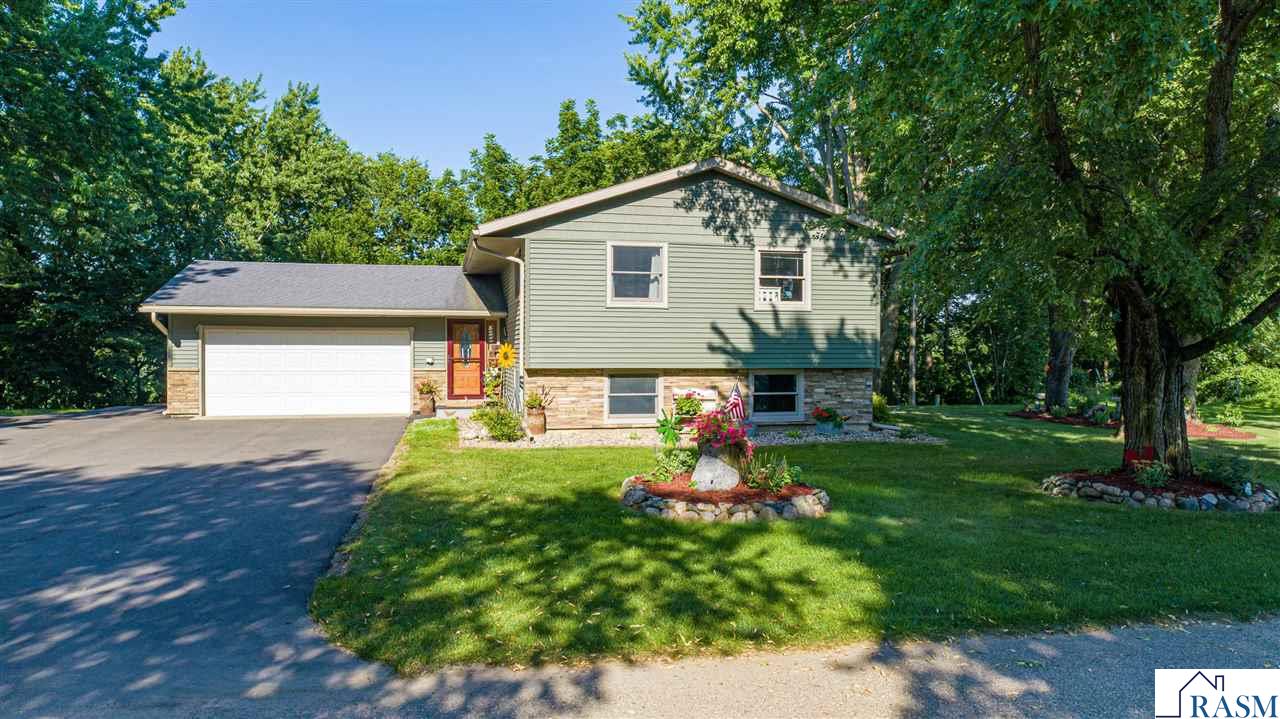 508 Ridge Road Henderson MN 56044
