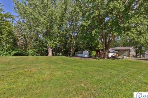 508 Ridge Road Henderson MN 56044