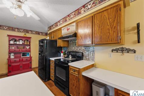 508 Ridge Road Henderson MN 56044