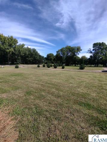 515 W Main Street Ceylon MN 56121