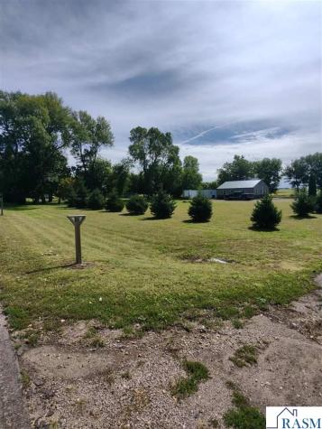 515 W Main Street Ceylon MN 56121