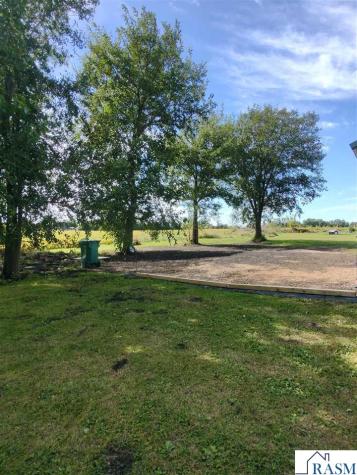 515 W Main Street Ceylon MN 56121