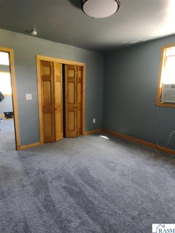 515 W Main Street Ceylon MN 56121
