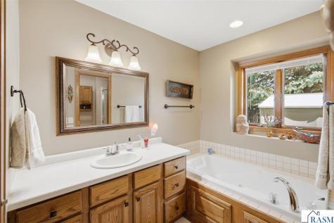 1576 Lamar Drive North Mankato MN 56003