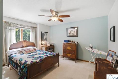 1576 Lamar Drive North Mankato MN 56003