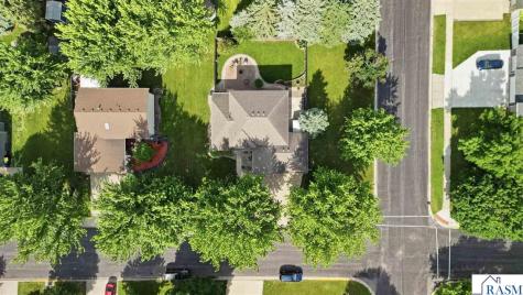 1576 Lamar Drive North Mankato MN 56003
