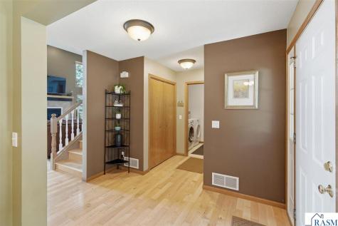 1576 Lamar Drive North Mankato MN 56003
