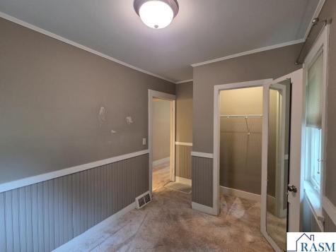 803 W 1st Street Blue Earth MN 56013