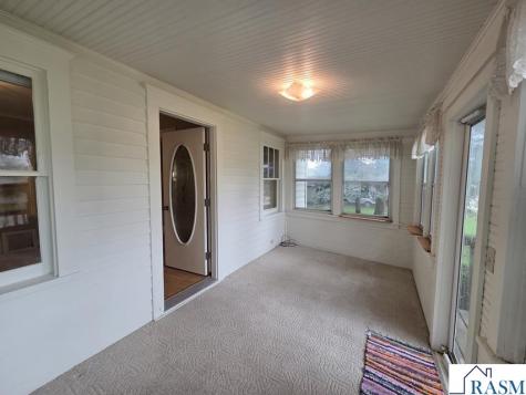 803 W 1st Street Blue Earth MN 56013