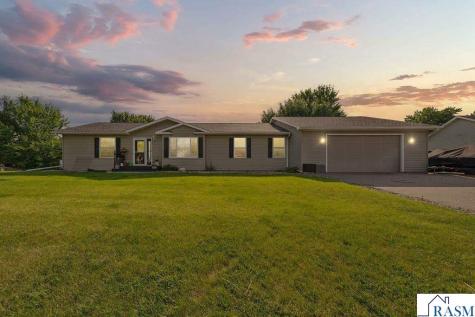 228 Plum Run Le Sueur MN 56058
