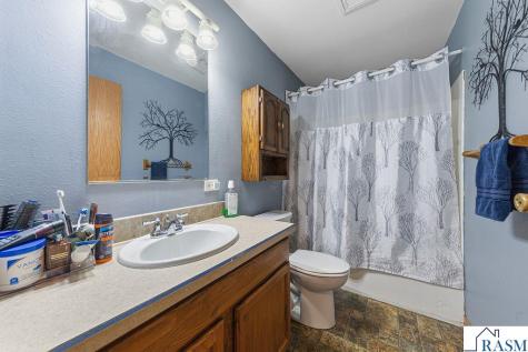 228 Plum Run Le Sueur MN 56058