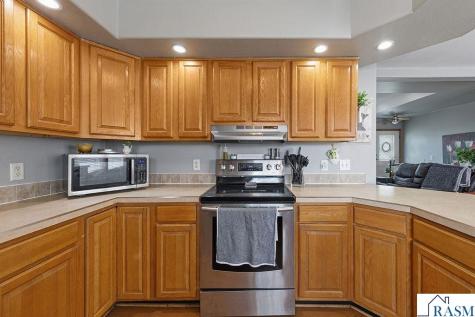 228 Plum Run Le Sueur MN 56058