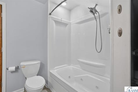 1423 N 2nd Street Mankato MN 56001