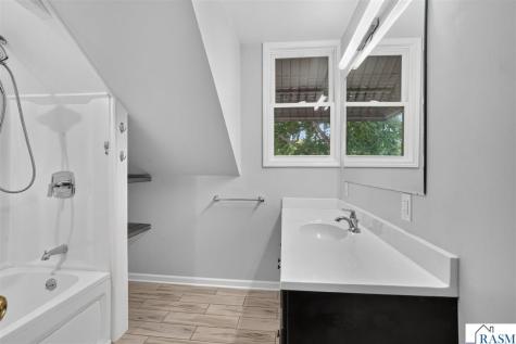 1423 N 2nd Street Mankato MN 56001