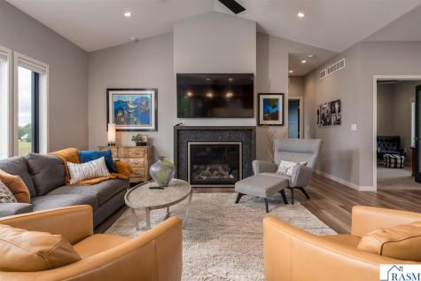 126 Shoreview Drive Elysian MN 56028
