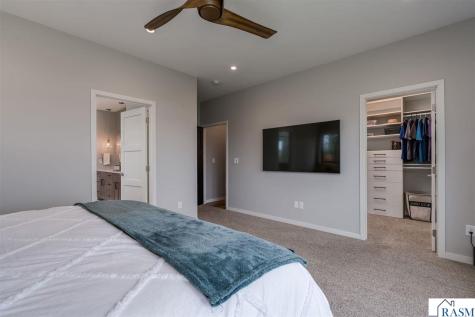 126 Shoreview Drive Elysian MN 56028