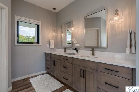126 Shoreview Drive Elysian MN 56028