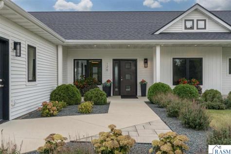 126 Shoreview Drive Elysian MN 56028