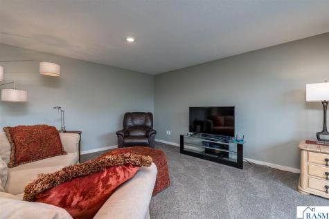 126 Shoreview Drive Elysian MN 56028