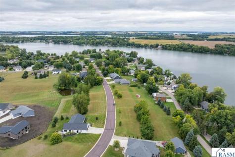 126 Shoreview Drive Elysian MN 56028