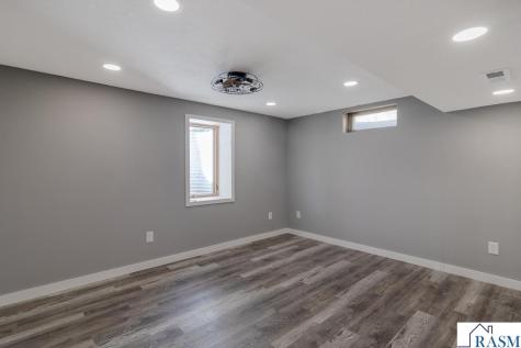 312 SE 9th Avenue Waseca MN 56093