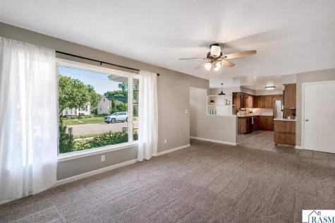 312 SE 9th Avenue Waseca MN 56093