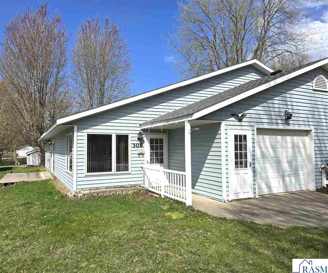 308 Renville Street Winthrop MN 55396