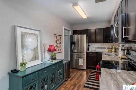 911 Pfau Street Mankato MN 56001