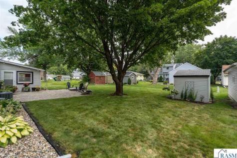 911 Pfau Street Mankato MN 56001
