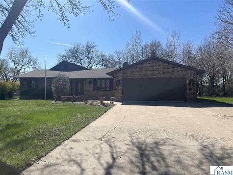 311 1st Street North St. James MN 56081