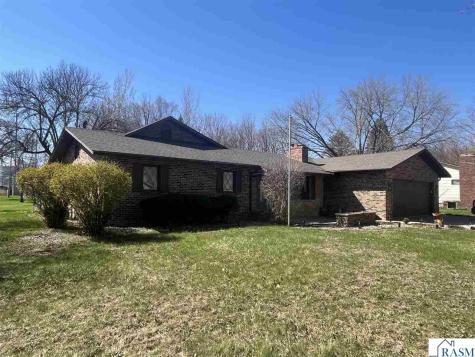 311 1st Street North St. James MN 56081