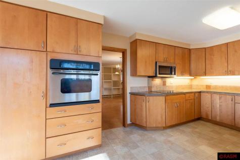 46500 Us Highway 169 St. Peter MN 56082
