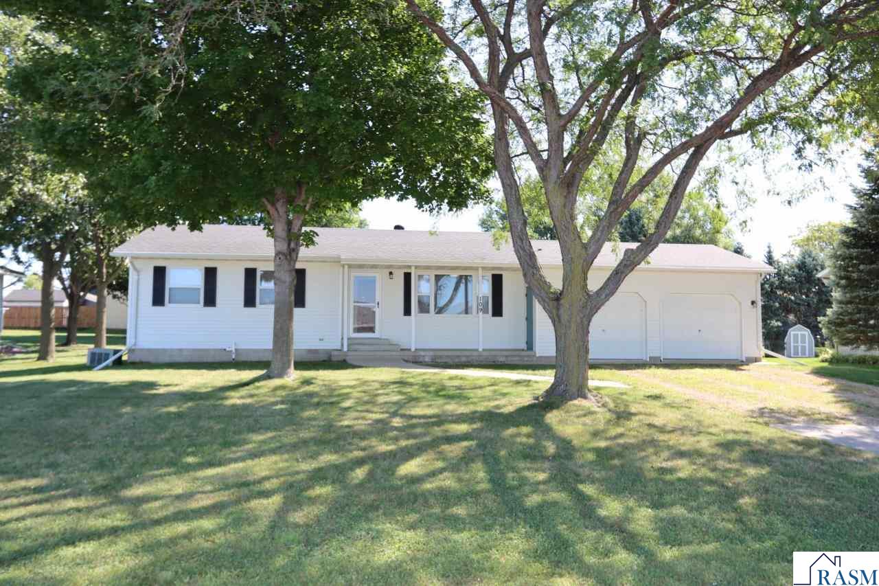 109 Burg Avenue Nicollet MN 56074