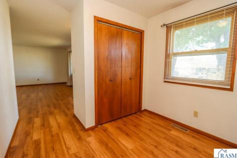 109 Burg Avenue Nicollet MN 56074
