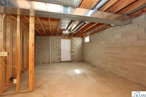 109 Burg Avenue Nicollet MN 56074