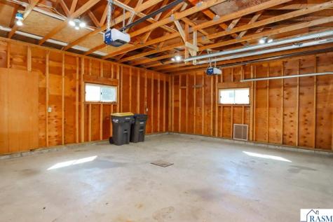 109 Burg Avenue Nicollet MN 56074