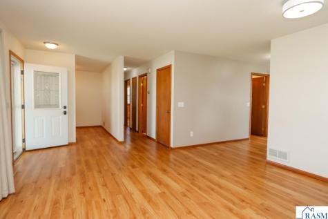 109 Burg Avenue Nicollet MN 56074