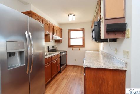 109 Burg Avenue Nicollet MN 56074